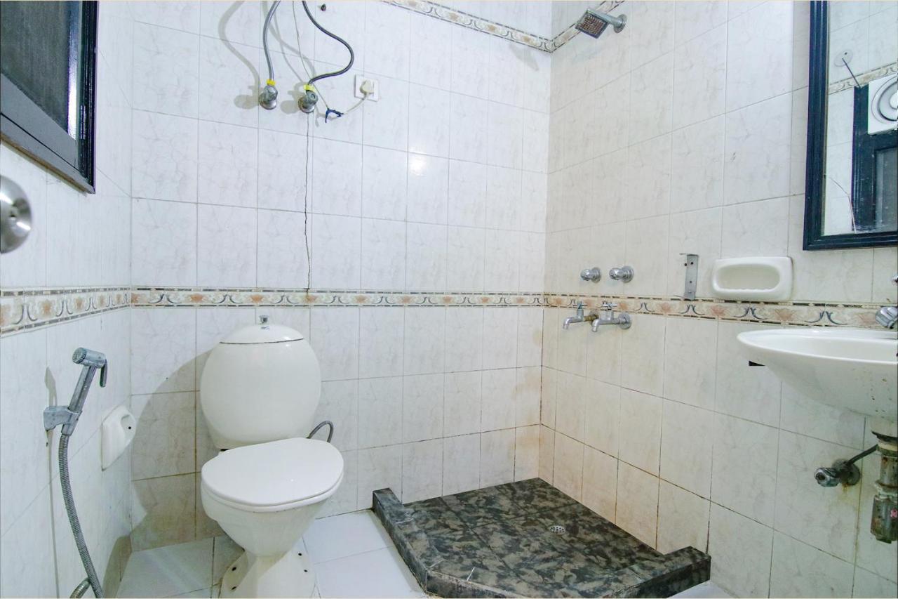 Fabhotel Singh Suite Gurgaon Eksteriør billede